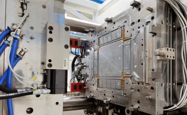 Plastic Injection Machine